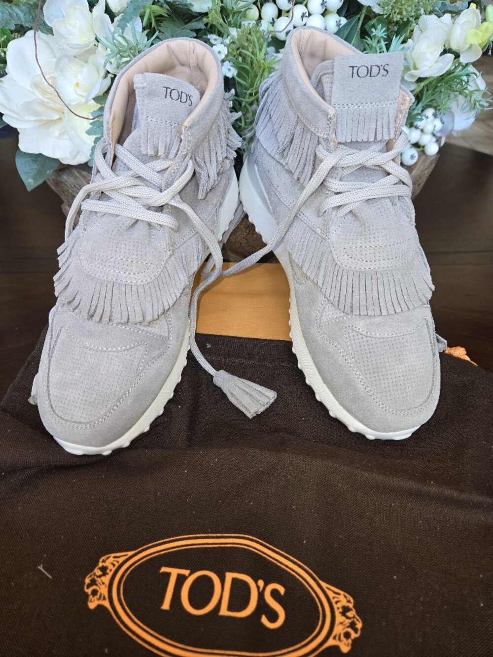 Authentic Tod's Grey Tod's Fringed Trainers SIZE 35.5 ~ MSRP $845